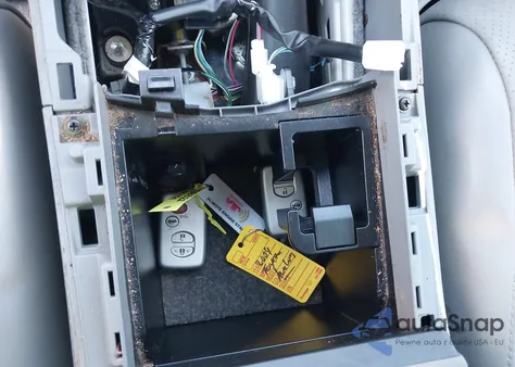 2009 Toyota Avalon Limited из США, поврежденный, VIN 4T1BK36B69U324925